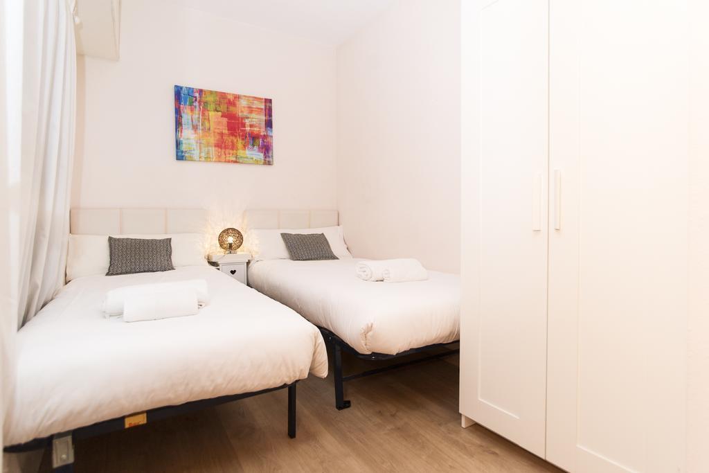 Apartment Bright Sagrada Familia Βαρκελώνη Δωμάτιο φωτογραφία